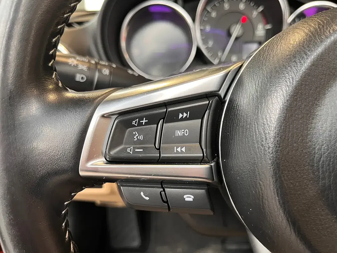 Mazda MX-5 Selection - Thumbnail 14