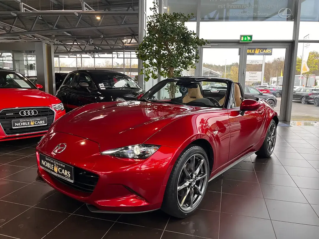 Mazda MX-5 Selection - Thumbnail 3