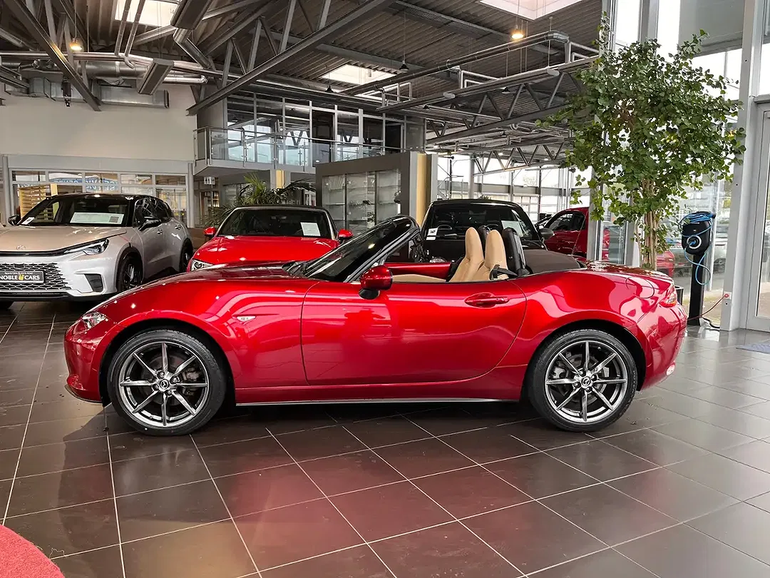 Mazda MX-5 Selection - Thumbnail 4