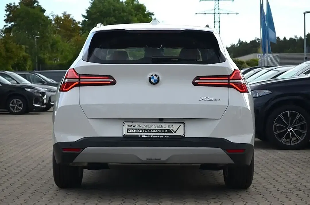 BMW X3 xDrive - Thumbnail 4