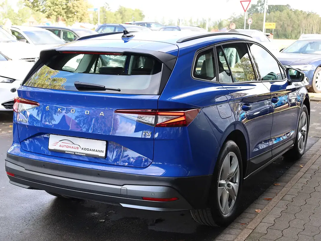 Skoda Enyaq 50 Loft - Thumbnail 9