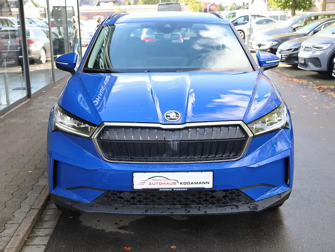 Skoda Enyaq 50 Loft - Thumbnail 3