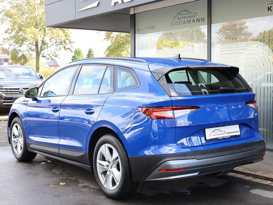 Skoda Enyaq 50 Loft - Thumbnail 6