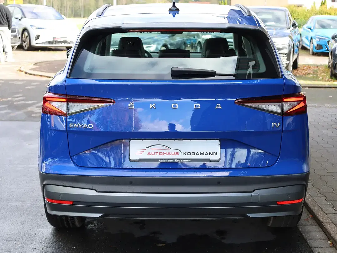 Skoda Enyaq 50 Loft - Thumbnail 8