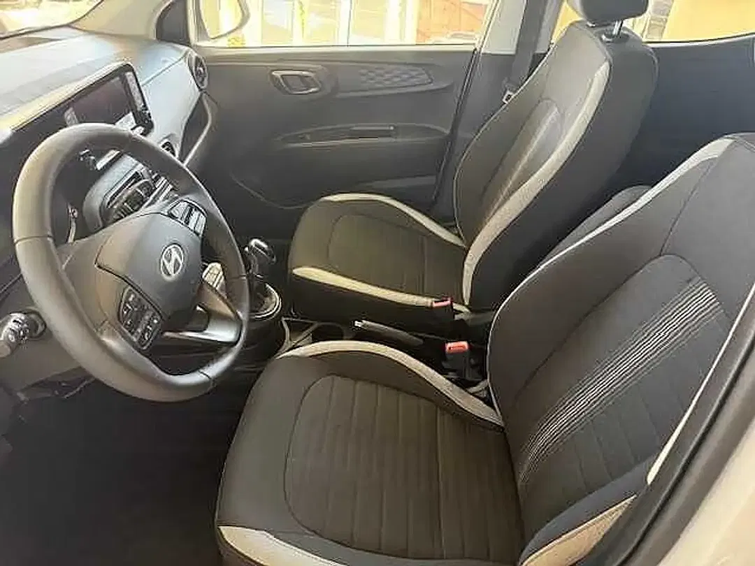 Hyundai i10 1.2 AMT Comfort Plus - Thumbnail 11