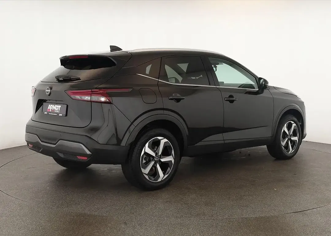 Nissan Qashqai 1.3 DIG-T N-Connecta - Thumbnail 5