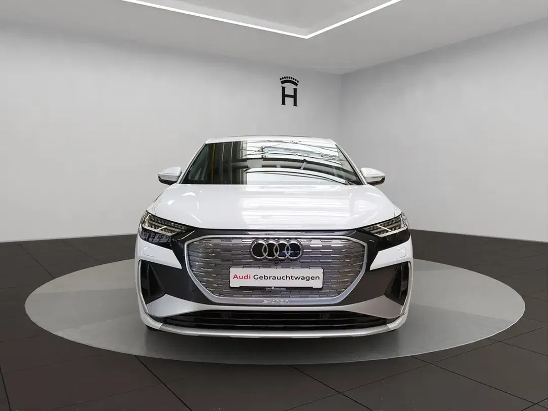Audi e-tron S line plus - Thumbnail 2