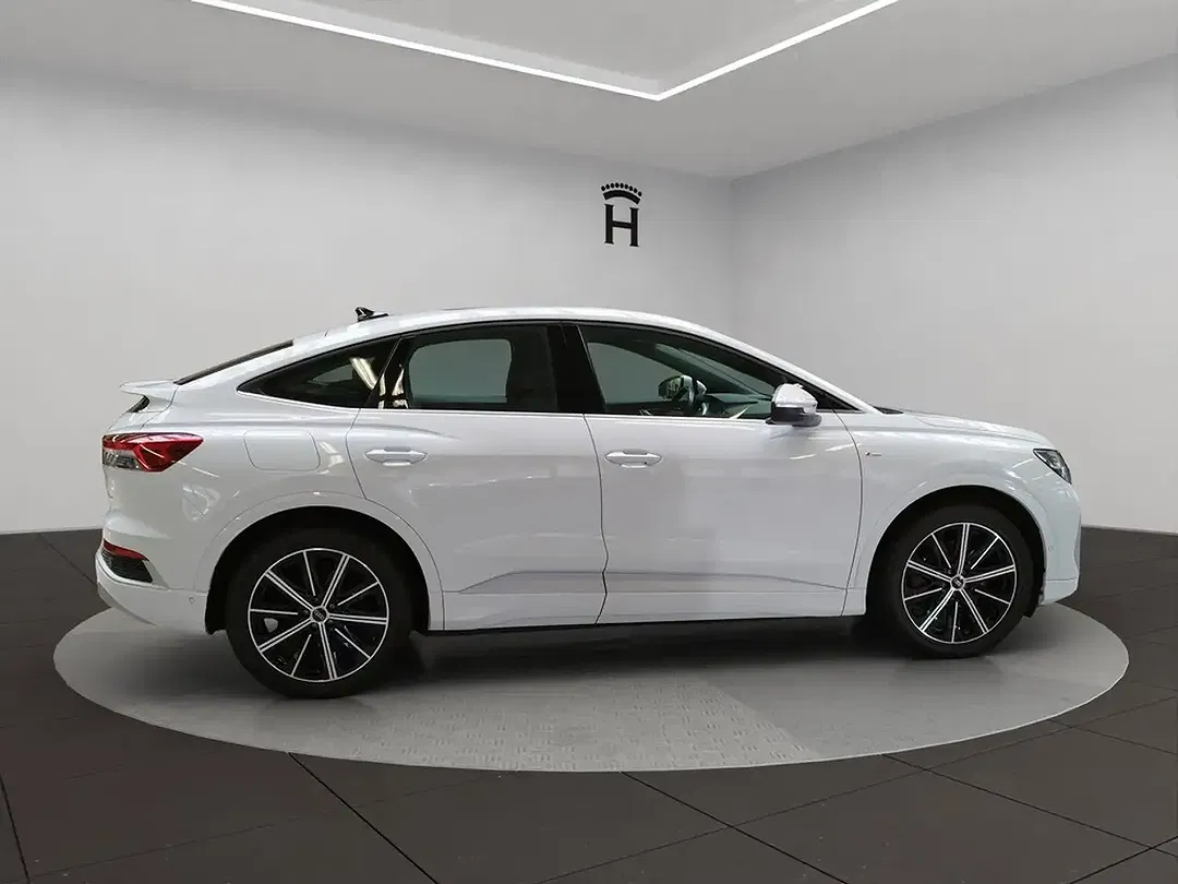 Audi e-tron S line plus - Thumbnail 5