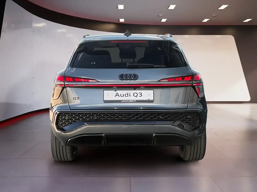 Audi Q3 1.5 TFSI S line - Thumbnail 4