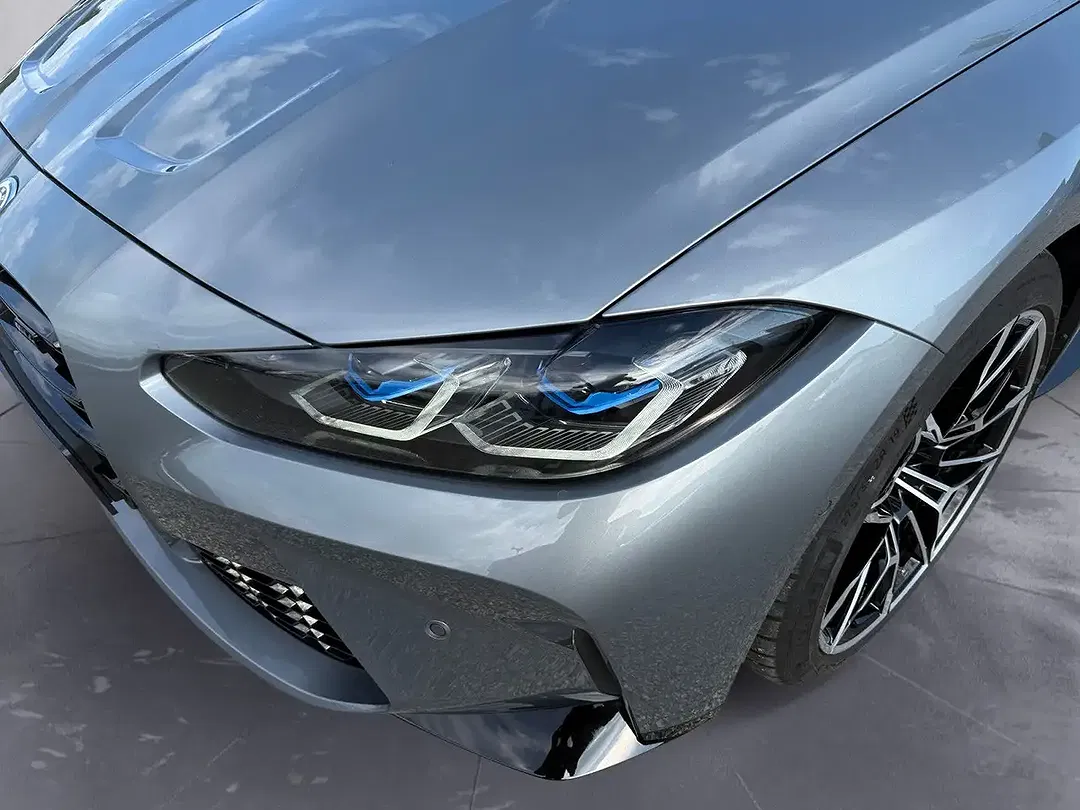 BMW M4 M xDrive Competition Convertible - Thumbnail 10