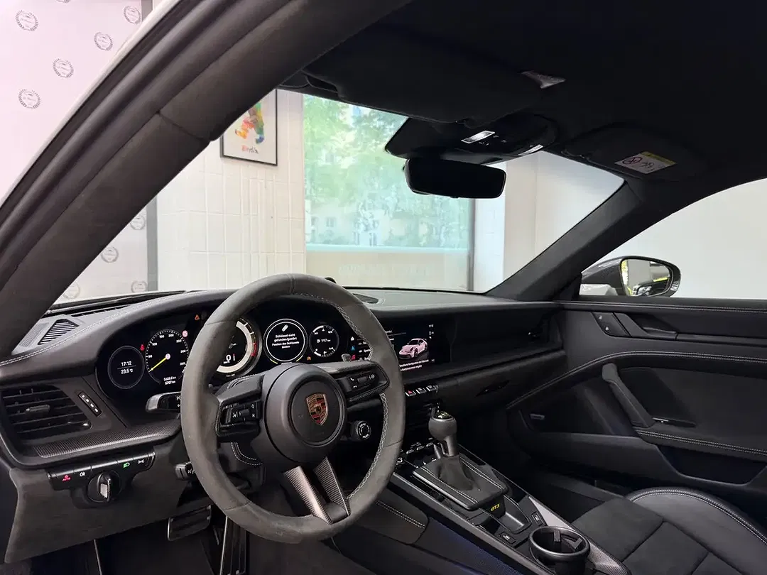 Porsche 992 GT3 Sport Chrono PCCB - Thumbnail 13