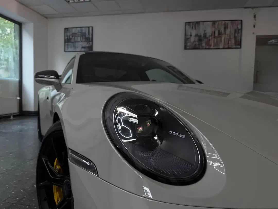 Porsche 992 GT3 Sport Chrono PCCB - Thumbnail 7