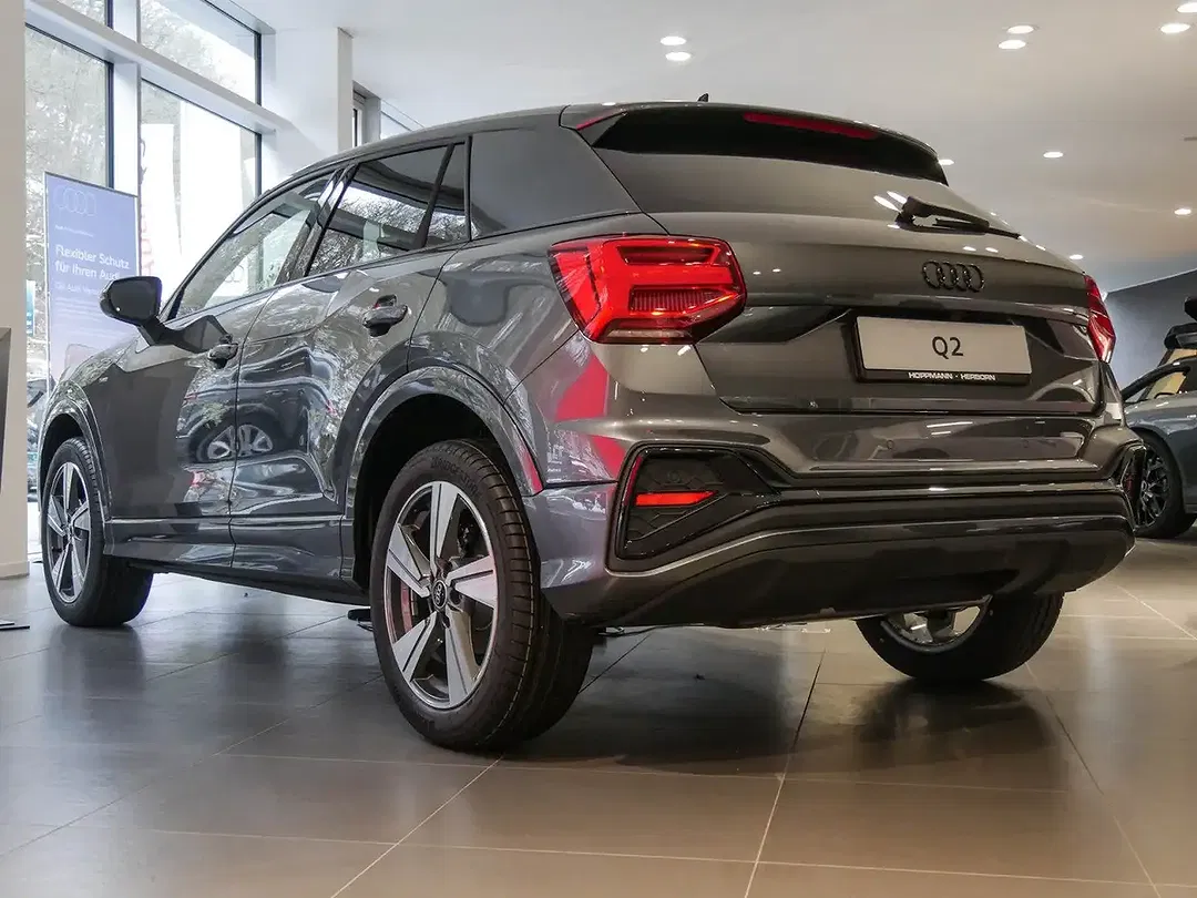 Audi Q2 35 TFSI S tronic S line - Thumbnail 3