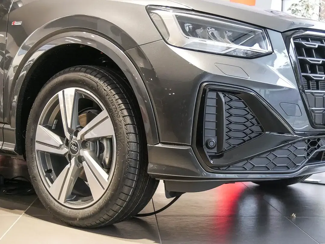 Audi Q2 35 TFSI S tronic S line - Thumbnail 6