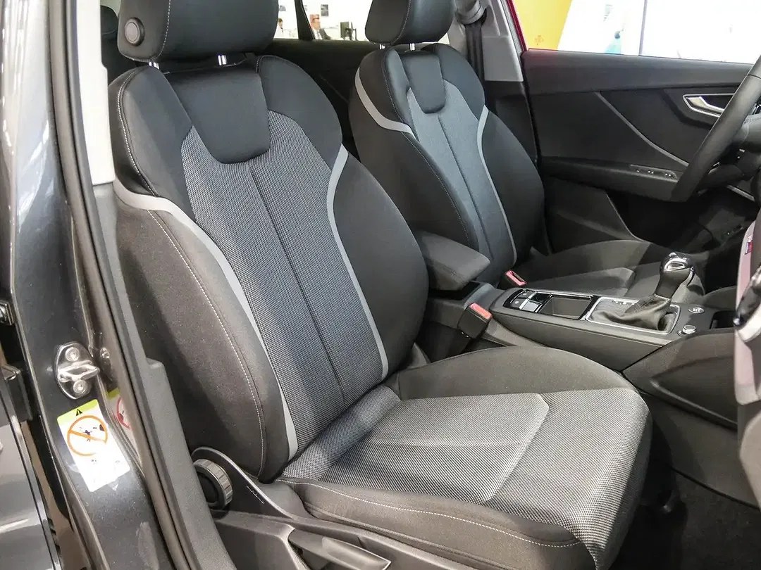 Audi Q2 35 TFSI S tronic S line - Thumbnail 7
