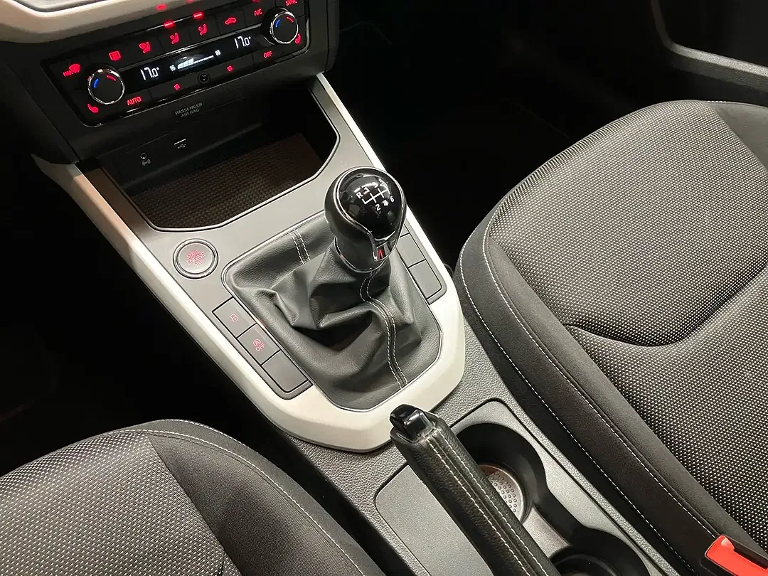 SEAT Arona 1.0 TSI Xcellence - Thumbnail 13