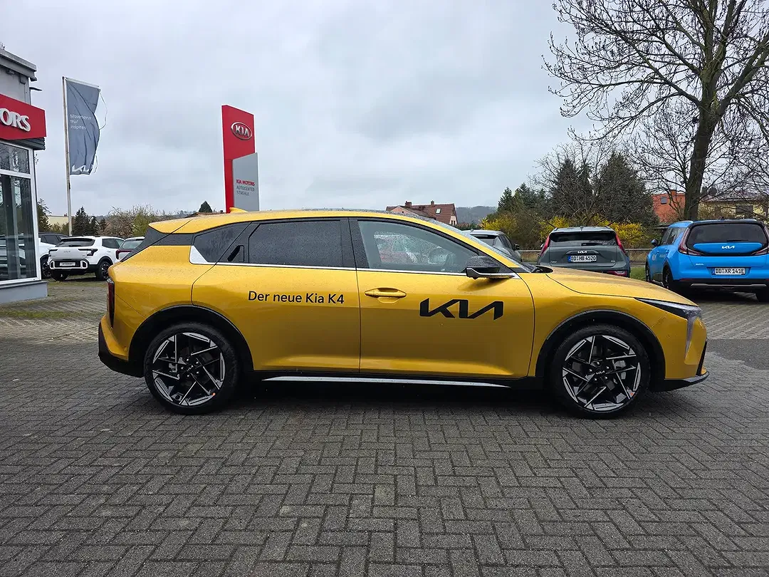 Kia K4 1.6 T-GDI GT-Line - Thumbnail 3