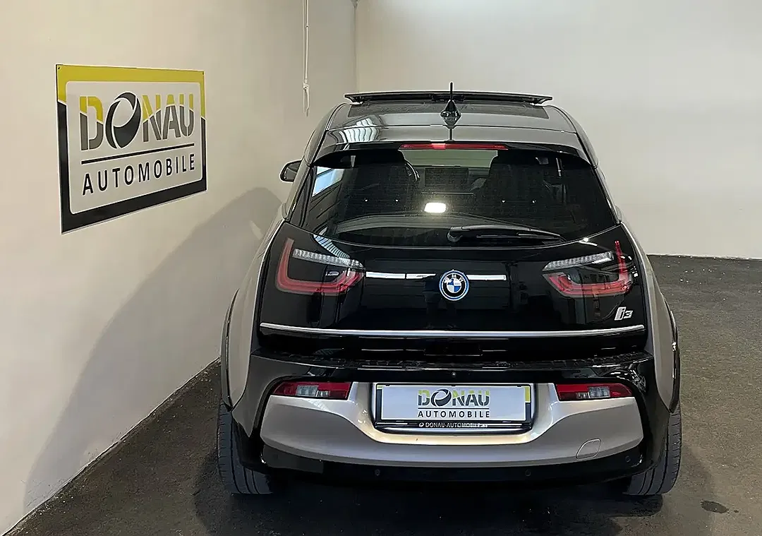 BMW i3 - Thumbnail 3