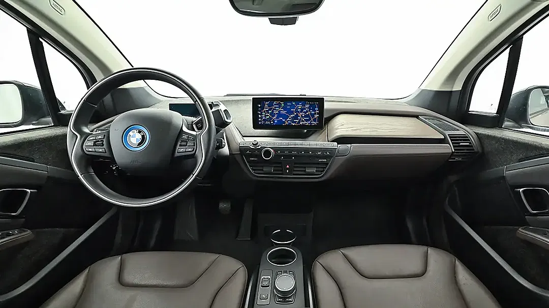 BMW i3 - Thumbnail 4