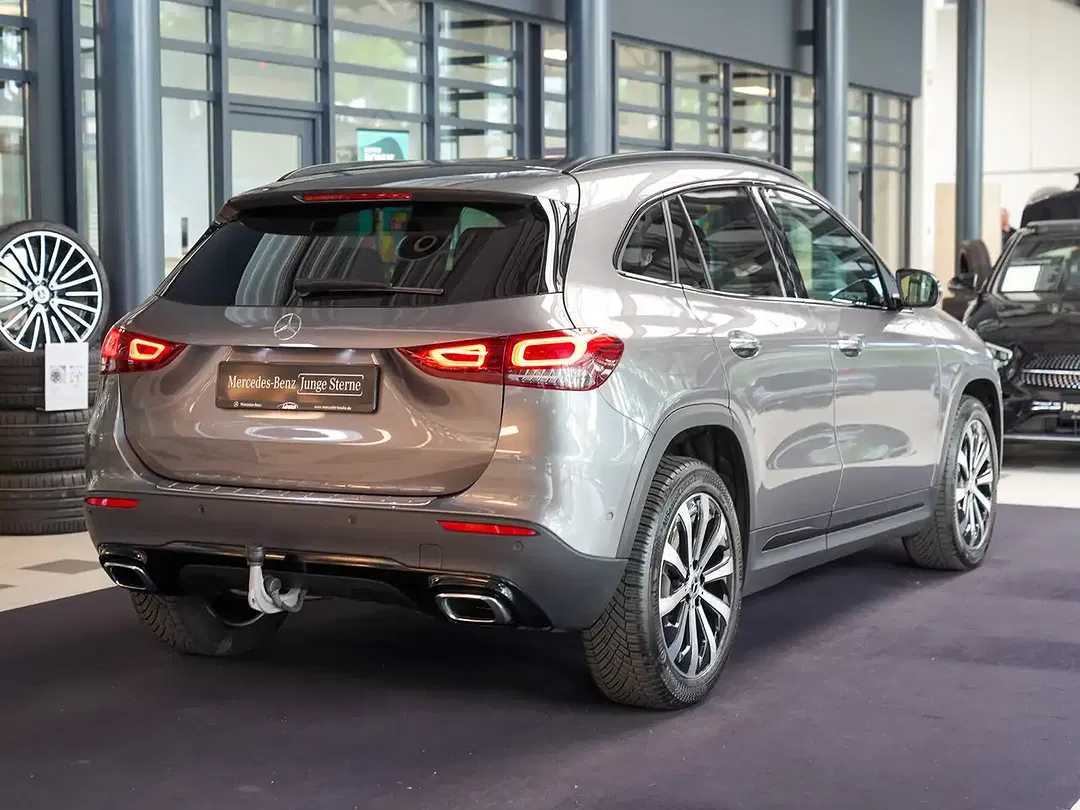 Mercedes-Benz GLA 250 4MATIC Progressive - Thumbnail 3