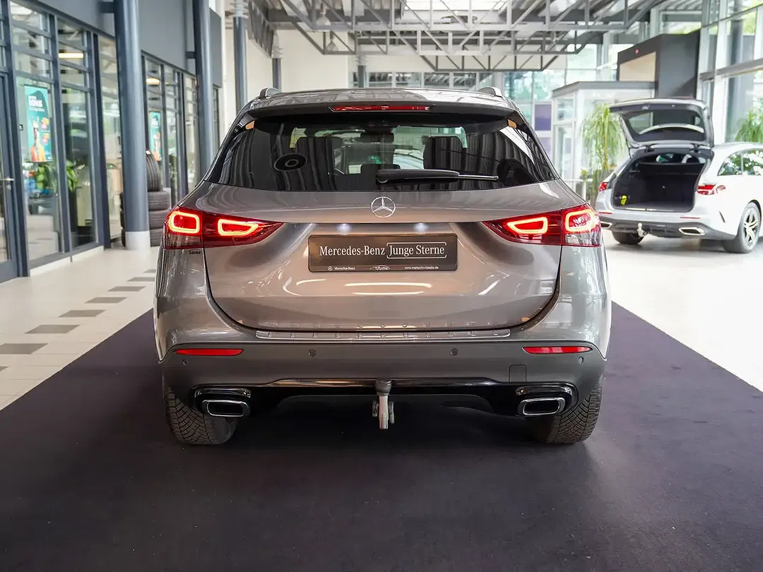 Mercedes-Benz GLA 250 4MATIC Progressive - Thumbnail 4