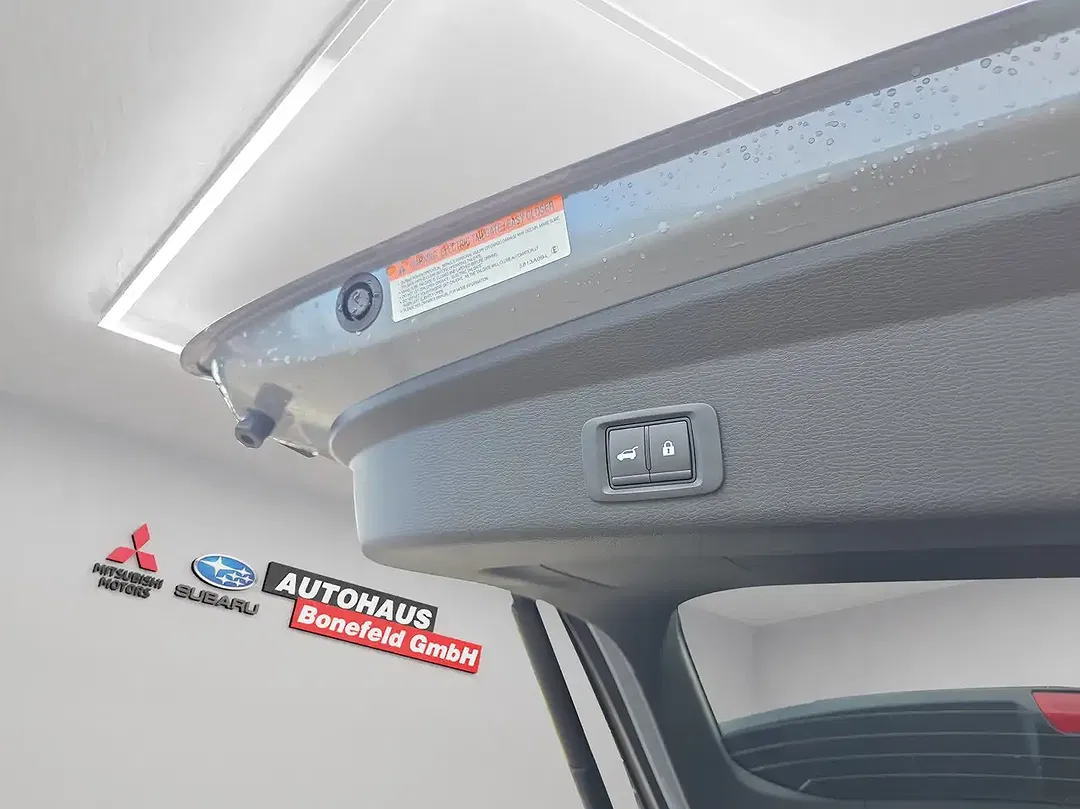 Mitsubishi Outlander 2.4 PHEV Hybrid 4WD Intro Edition - Thumbnail 19