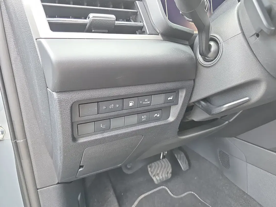 Mitsubishi Outlander 2.4 PHEV Hybrid 4WD Intro Edition - Thumbnail 24