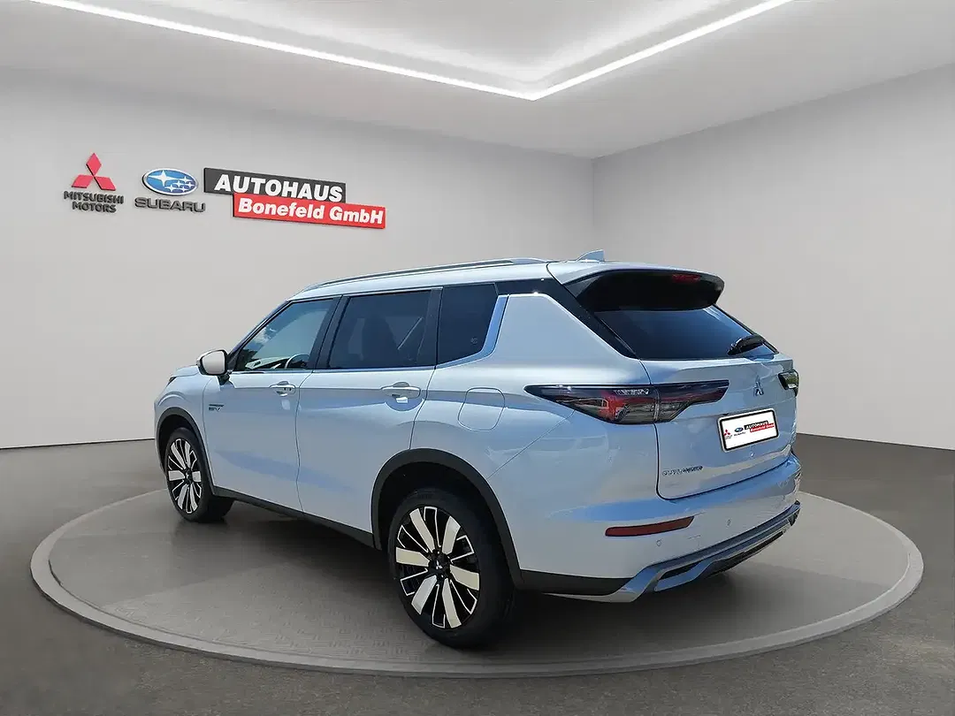 Mitsubishi Outlander 2.4 PHEV Hybrid 4WD Intro Edition - Thumbnail 4