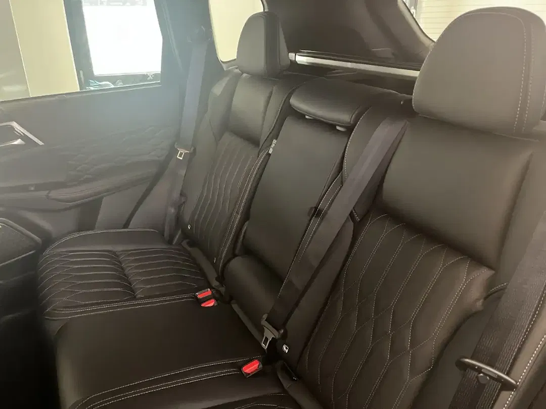 Mitsubishi Outlander 2.4 PHEV Diamant Top - Thumbnail 12