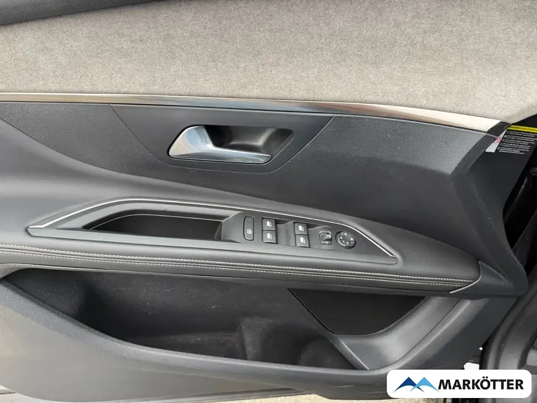 Peugeot 5008 GT - Thumbnail 14
