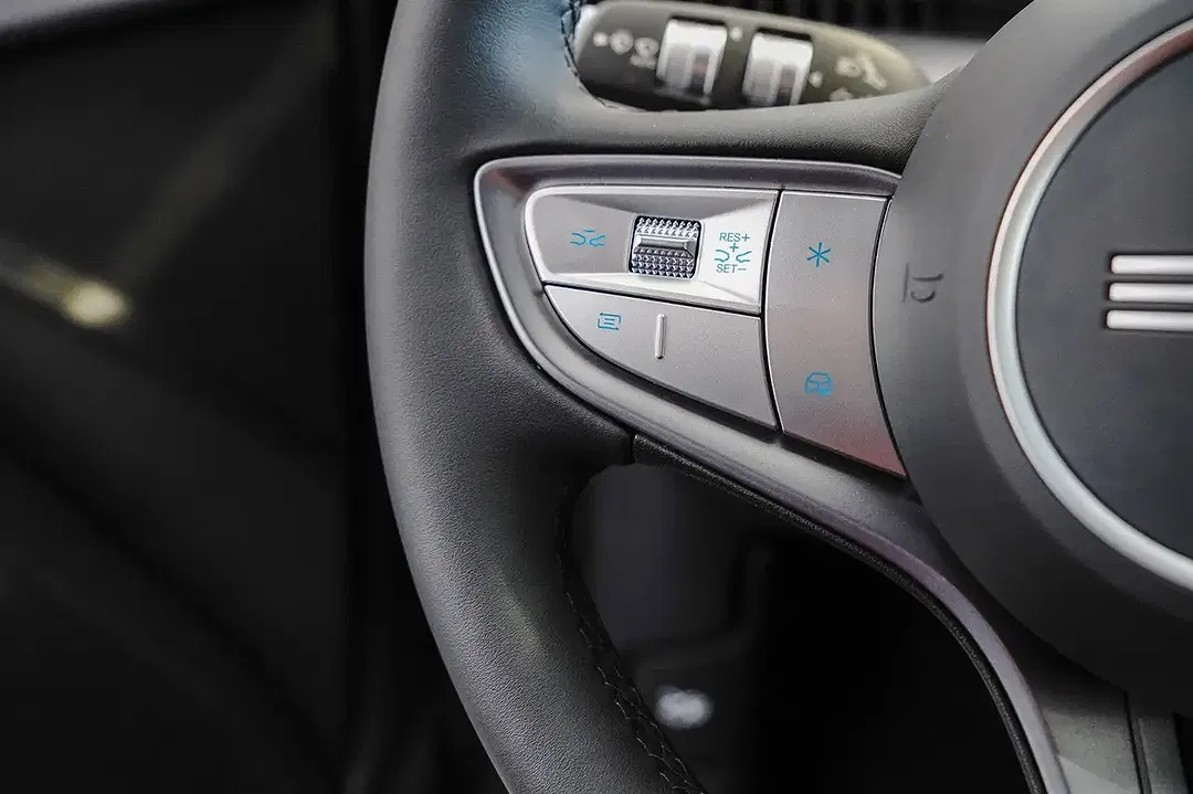 BYD Dolphin DM-i Boost - Thumbnail 11