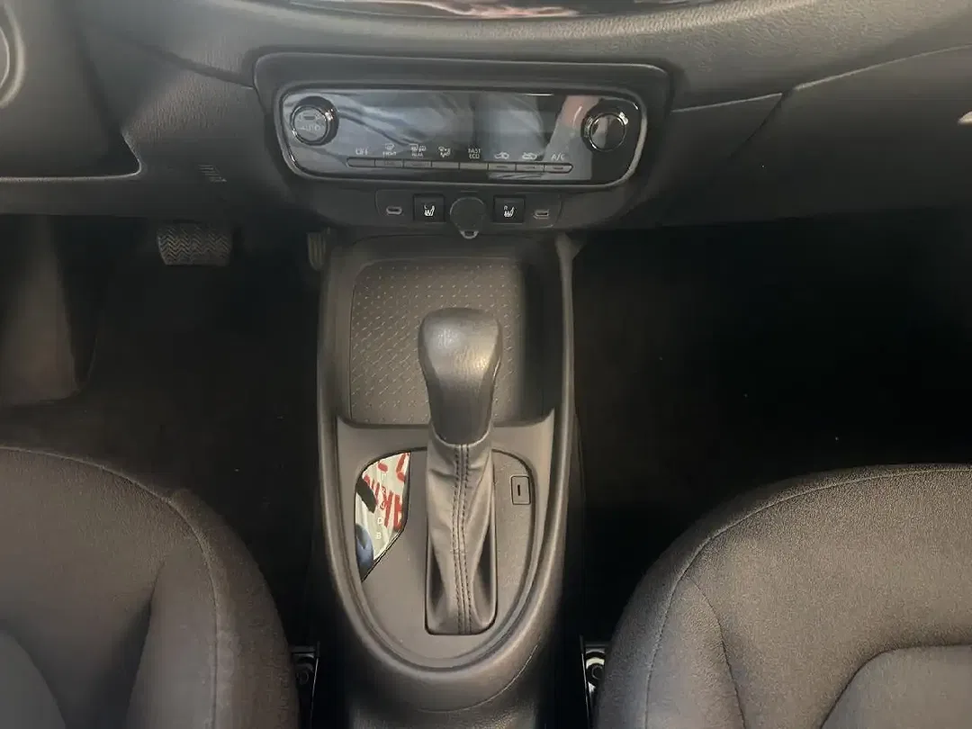 Toyota Aygo Hybrid Active - Thumbnail 12