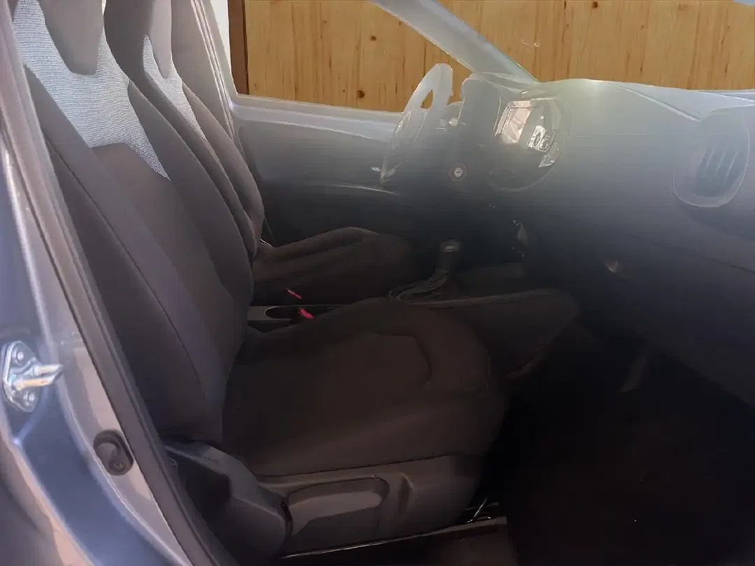 Toyota Aygo Hybrid Active - Thumbnail 9