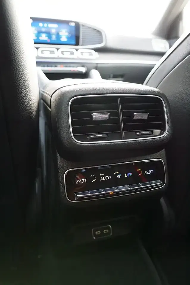 Mercedes-Benz GLE 450 AMG Premium - Thumbnail 15
