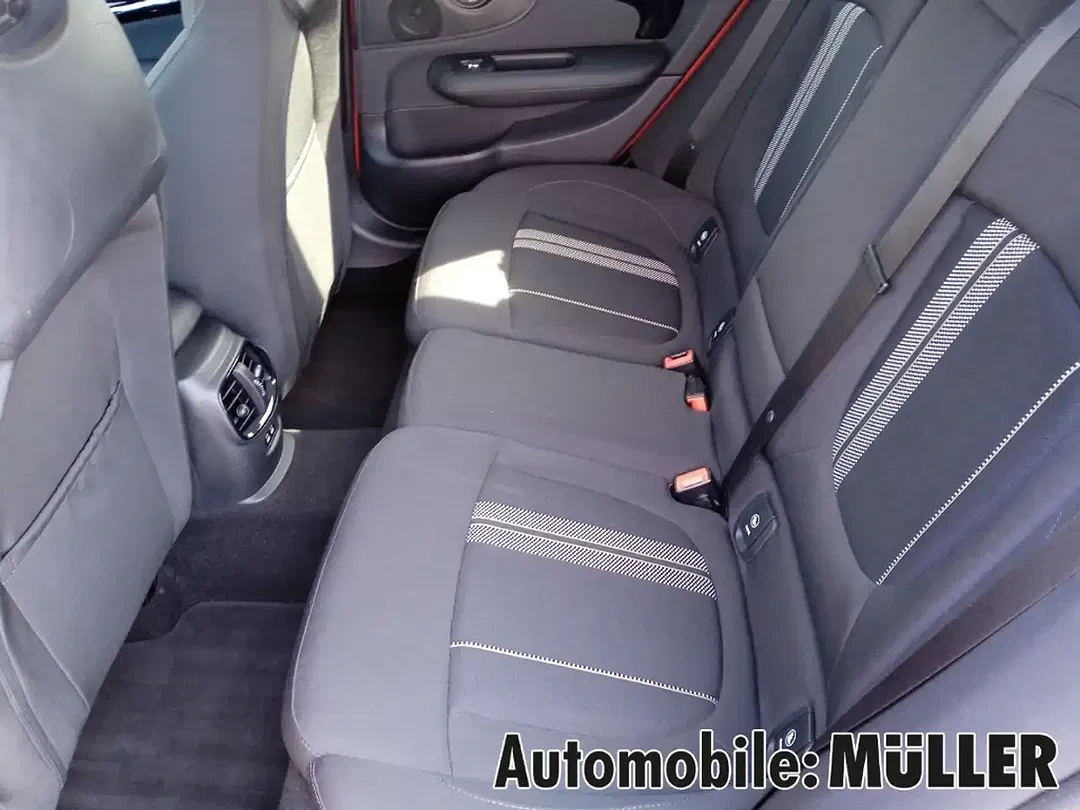 MINI Cooper Clubman John Cooper Works - Thumbnail 10