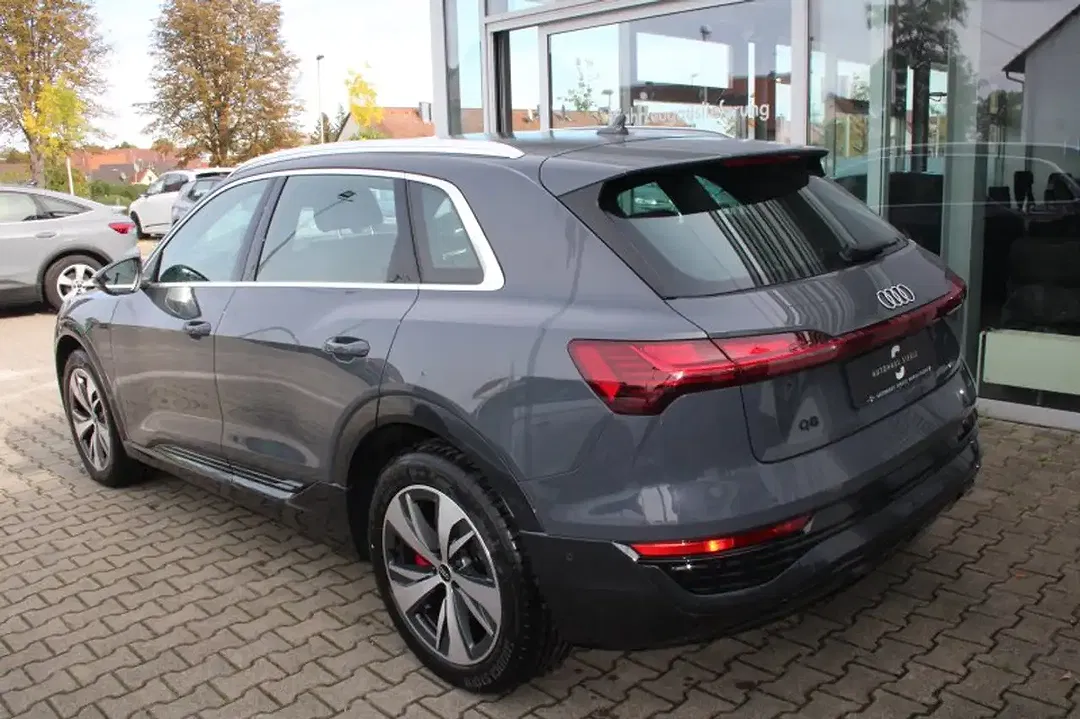 Audi Q8 e-tron 50 quattro Matrix LED advanced - Thumbnail 4