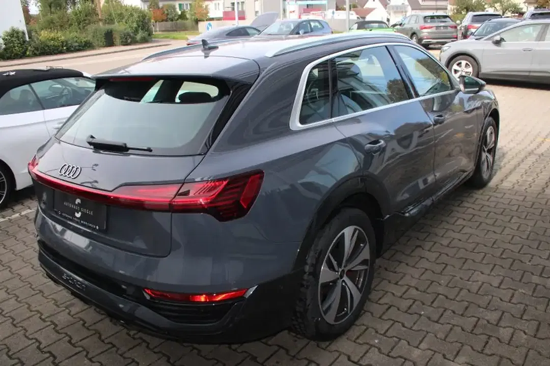 Audi Q8 e-tron 50 quattro Matrix LED advanced - Thumbnail 6