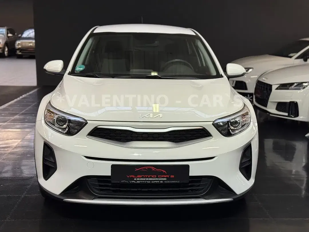 Kia Stonic Edition 7 - Thumbnail 3