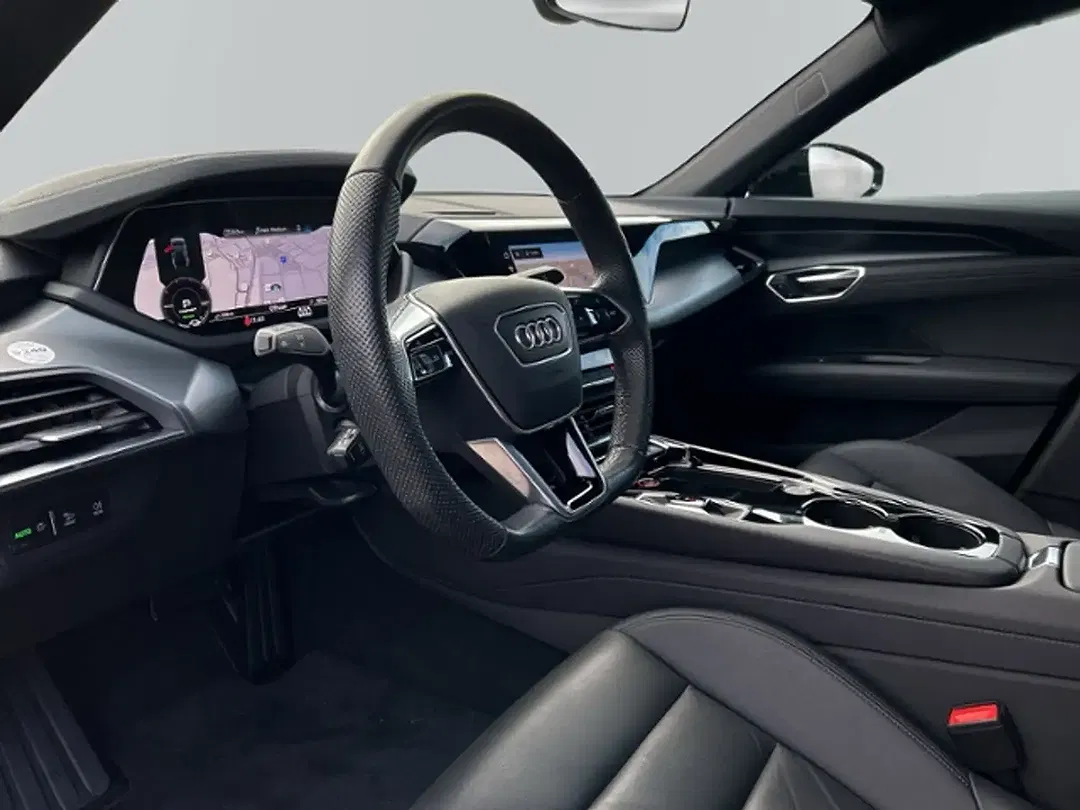 Audi e-tron GT quattro - Thumbnail 8