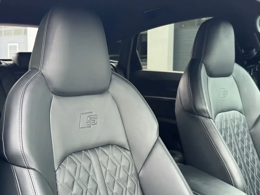 Audi e-tron quattro Sportback - Thumbnail 12