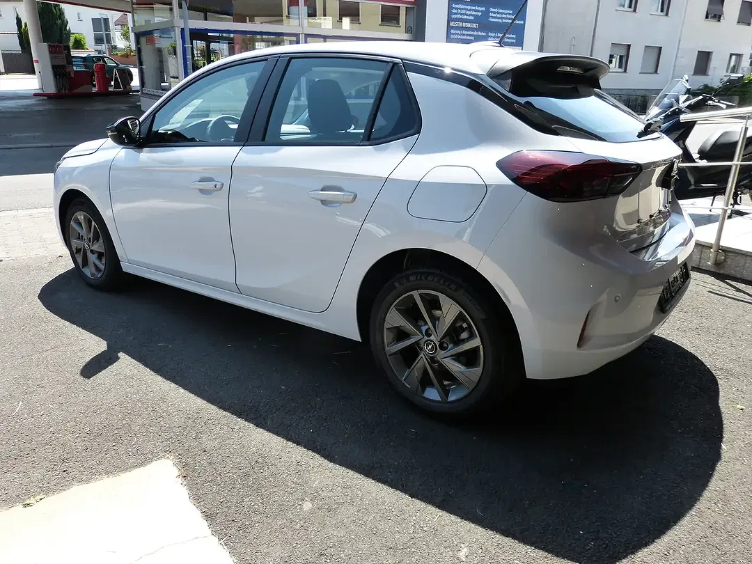 Opel Corsa Edition - Thumbnail 4