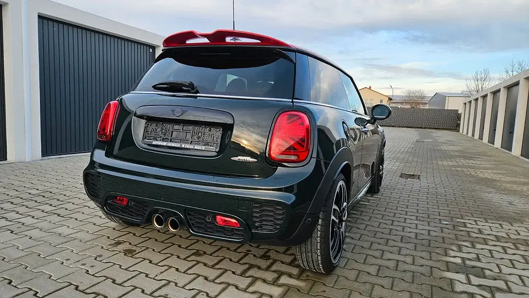 MINI John Cooper Works 2.0 - Thumbnail 5