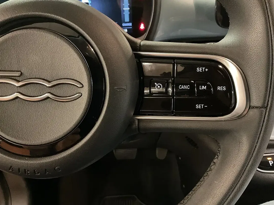 Fiat 500e Icon Comfort - Thumbnail 23