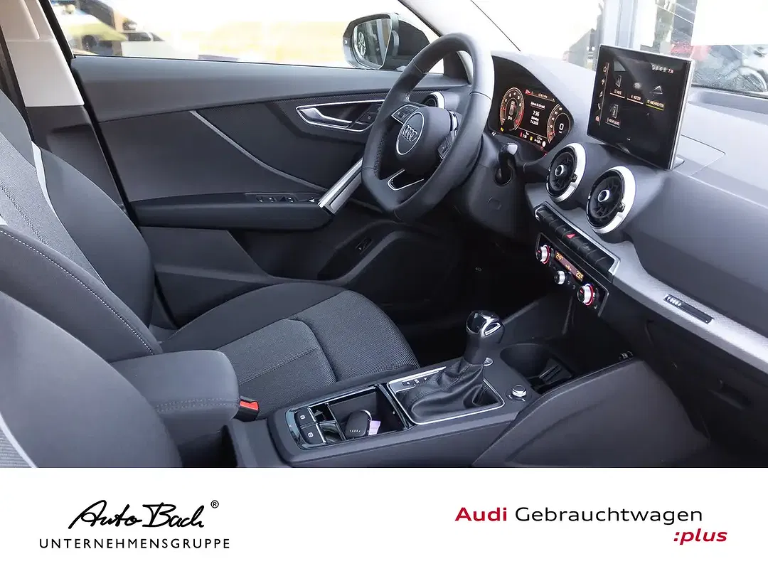 Audi Q2 S tronic advanced - foto 18