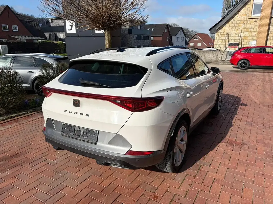 CUPRA Formentor 1.4 PHEV - Thumbnail 5