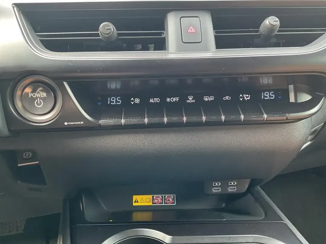 Lexus UX 250h Comfort Line - Thumbnail 22