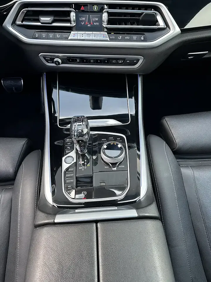 BMW X5 M - Thumbnail 16