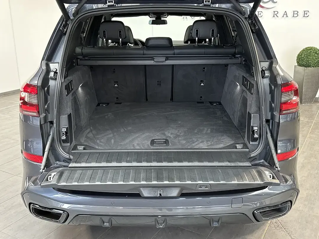 BMW X5 M - Thumbnail 6