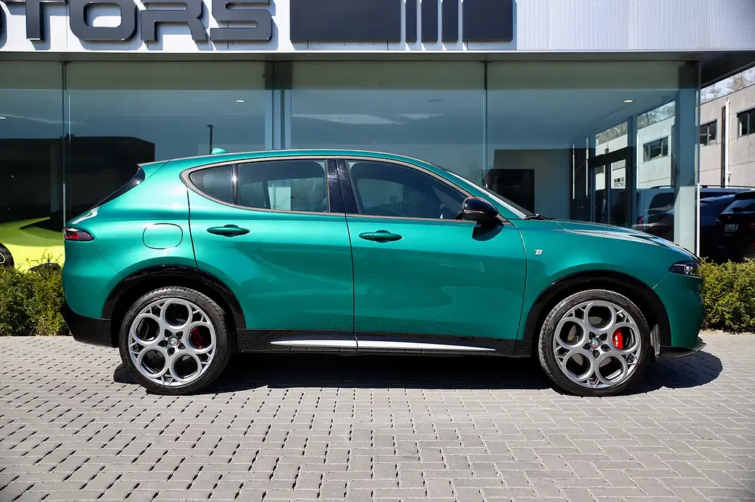 Alfa Romeo Tonale 1.5 MHEV Ti - Thumbnail 6