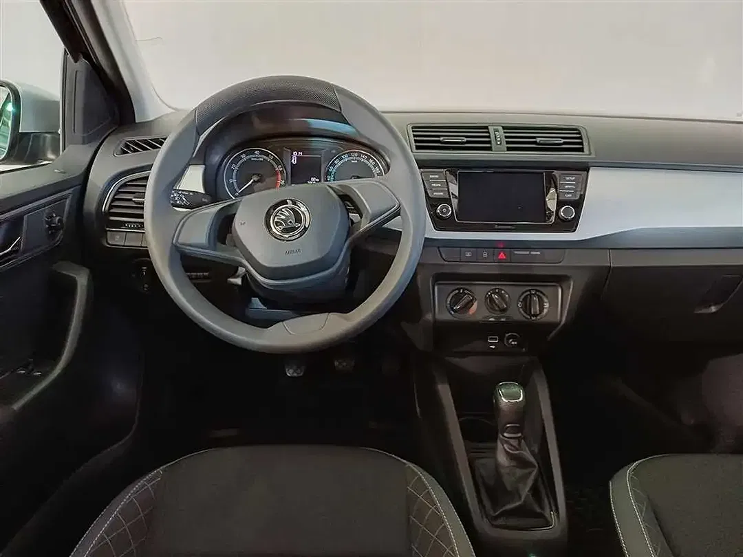 Skoda Fabia 1.0 MPI Ambition - foto 15